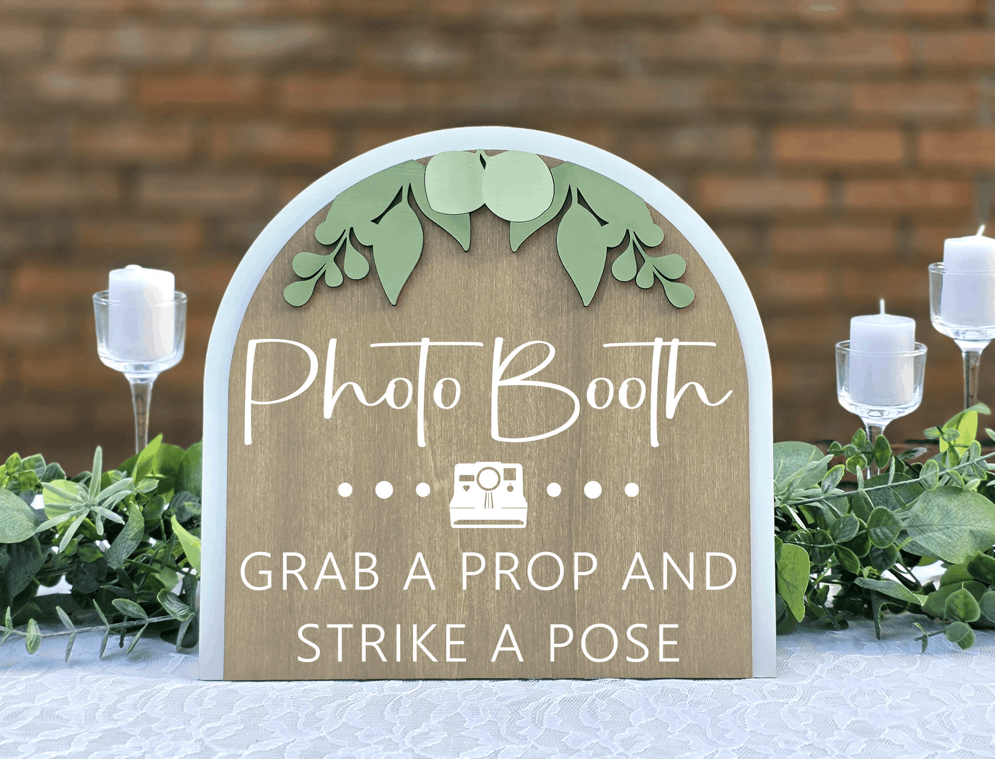 3D Arched Small Photo Booth Wedding Sign | Modern Tabletop Eucalyptus Prop Station Decor